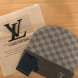 Louis Vuitton Gray Houndstooth Knit Beanie